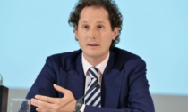 John Elkann: "In 10 anni il 70% delle auto Stellantis in Ue sarà ibrida o elettrica"