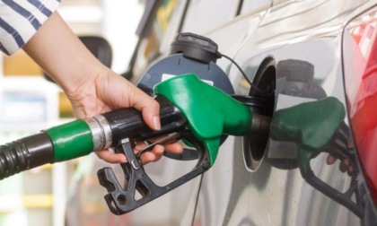 Benzinai, il TAR del Lazio annulla l’obbligo di esporre il prezzo medio dei carburanti