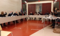 Stasera torna il Consiglio comunale a Castelletto