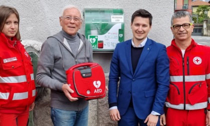 Quattro nuovi defibrillatori donati a Baveno