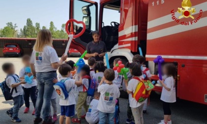 I bambini di Novara diventano pompieri per un giorno