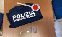 Novara si introducono in casa di un’anziana e le rubano 30mila euro: arrestati due georgiani