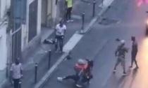 Scene di violenza per le strade di Novara - IL VIDEO
