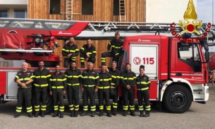 Nove nuovi vigili del fuoco volontari superano l'esame a Novara