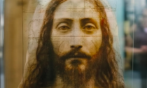 L'Intelligenza Artificiale fa rivivere il volto di Gesù rielaborando l'immagine della Sacra Sindone