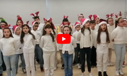 Caro Babbo Natale, la canto per bene: i video dello primaria di Pombia