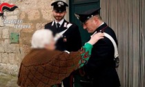 Finto carabiniere truffa anziana ma viene arrestato da "quelli veri"