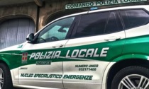 Pusher consegnava droga su appuntamento in piazza Cattaneo a Trecate: arrestato