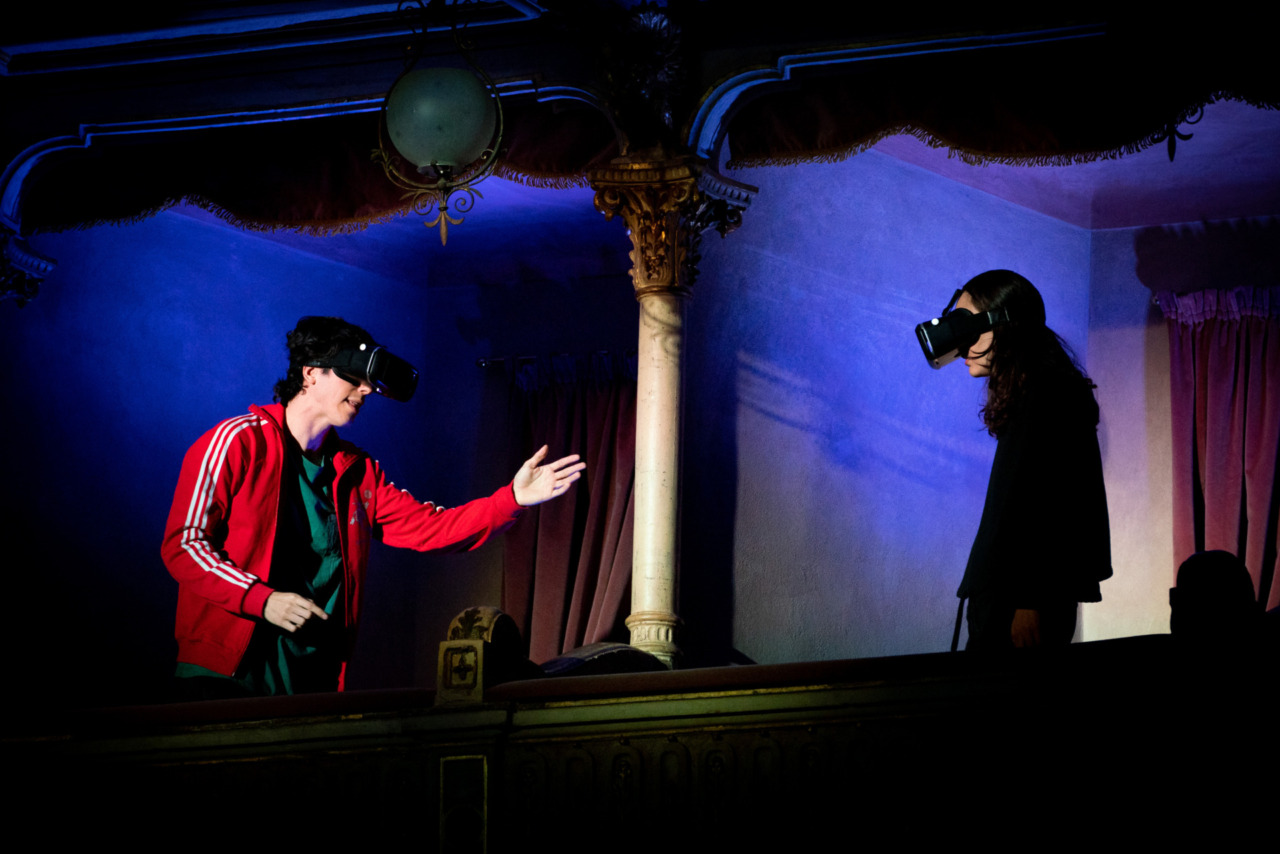 Adolescenti e tecnologia: “Romeo e Giulietta Opera Ibrida” ad Arona