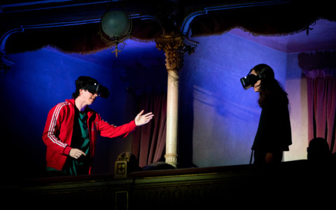 Adolescenti e tecnologia: “Romeo e Giulietta Opera Ibrida” ad Arona