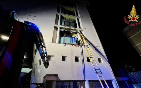 Intervento dei Vigili del Fuoco in via Casorati a Novara