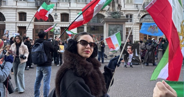 La voce di una giovane iraniana a Novara: “Aiutateci a non essere invisibili”