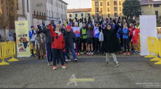Oltre 400 partecipanti per ‘La Befana corre a Galliate’: un impegno per i bambini di Kakamega