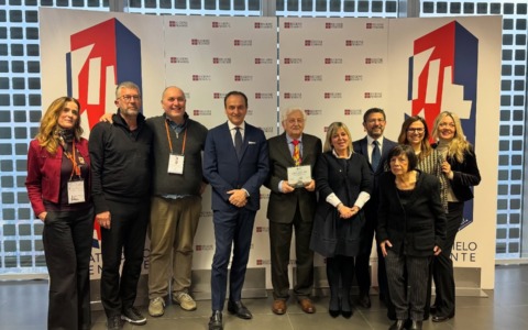 Radio Azzurra Novara: mezzo secolo di musica e informazione