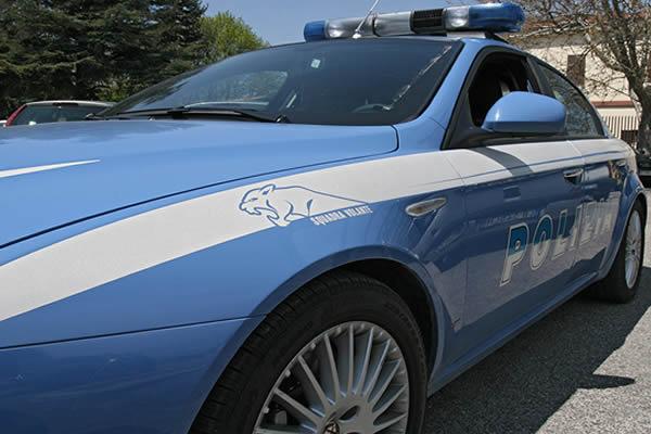 Un giovane aggredito e derubato su un autobus a Novara: identificato il presunto aggressore