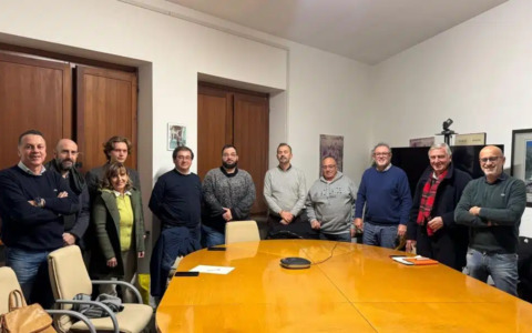 Unità tra i sindaci per rilanciare il treno Novara-Varallo