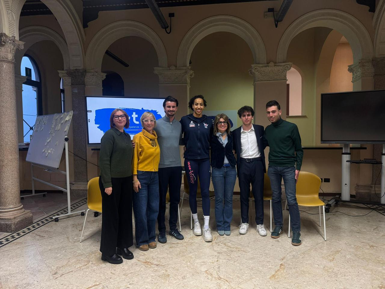 Sara Bonifacio dialoga con gli studenti del progetto Giovani Fuoriclasse