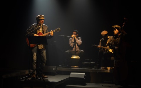 Spettattori di Arona Città Teatro: “How Does It Feel” con l’Accademia dei Folli