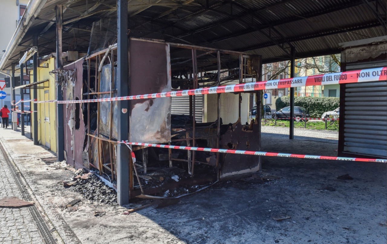 Incendio al mercato coperto di Novara: ripristino in atto per la riapertura