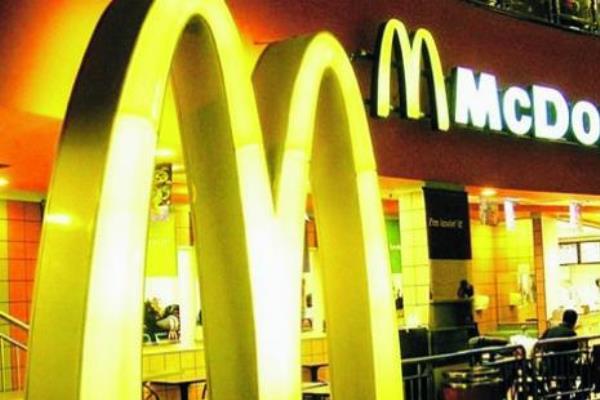McDonald’s assume 45 nuovi membri per i ristoranti di Borgomanero, Oleggio, Castelletto e Romagnano Sesia