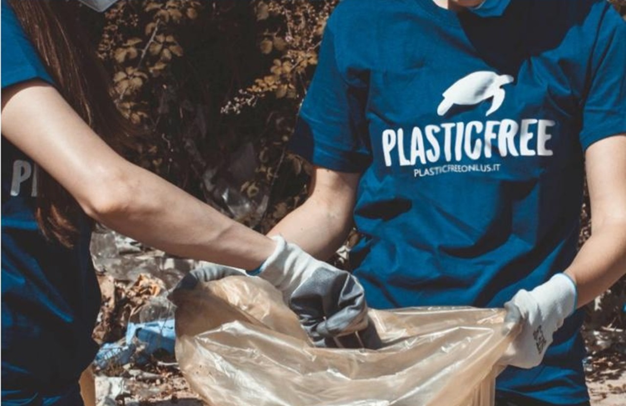 Novara, domenica 15 marzo si svolgerà una giornata di pulizia con Plastic Free