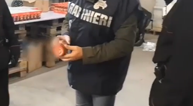 Operazione a Novara: sequestrati 95 kg di alimenti e multe per 5mila euro