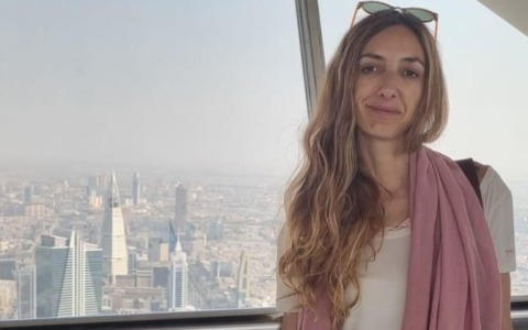 Silvia Guenzi da Riyadh: “Intercettati droni, ma la vita continua con prudenza”