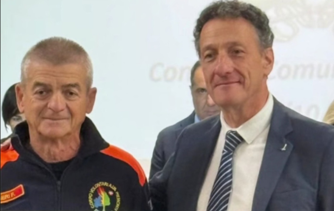 Fausto Maria Barberi è l’Aronese dell’Anno 2026: un esempio di volontariato attivo