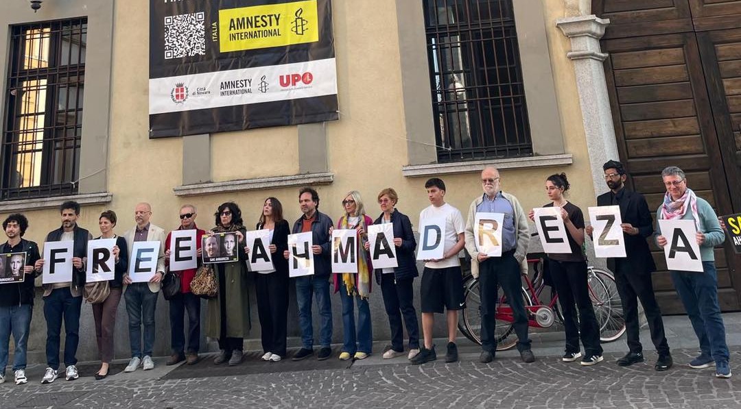 Novara, manifestazione per Ahmadreza Djalali: a dieci anni dall’arresto si rinnova l’appello per la sua liberazione
