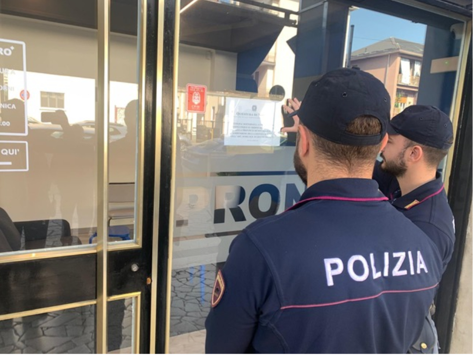 Novara, sospesa l’attività di un compro oro per irregolarità nella gestione