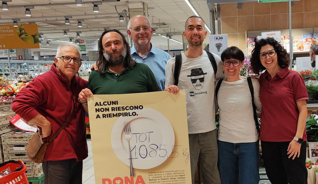 Ad Arona oltre 1.000 kg di beni raccolti nella campagna Dona la Spesa