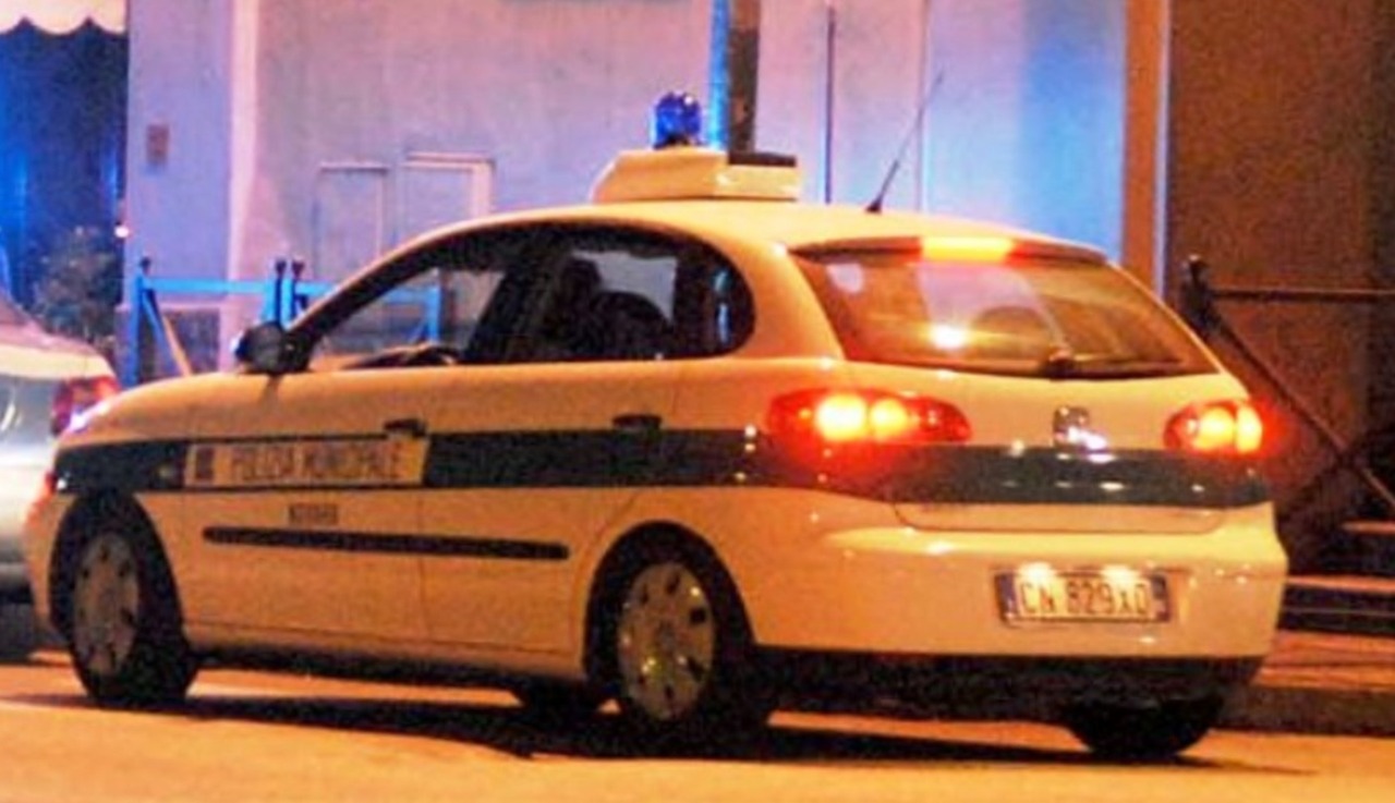 Aggressione in un bar: arrestato un 28enne a Novara