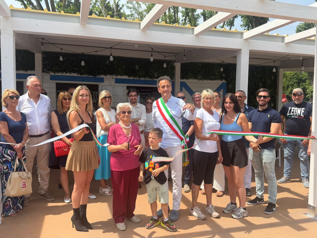 Arona presenta il rinnovato Lido: ingresso gratuito e nuovi servizi
