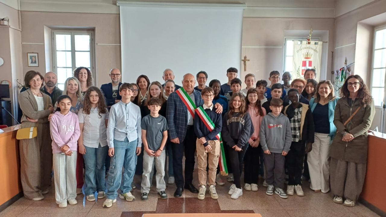 Borgomanero presenta il nuovo Consiglio comunale dei ragazzi