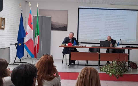 Convegno all’IC Boroli su Pietro Lombardo, il teologo novarese nella Divina Commedia
