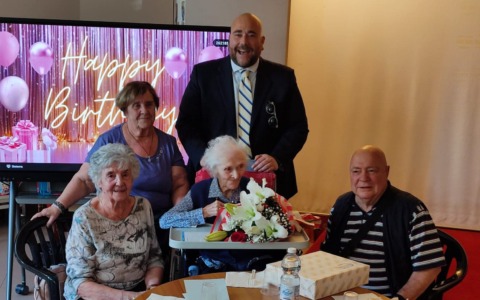 Enrichetta Dotti compie 103 anni: gli auguri del Comune di Novara