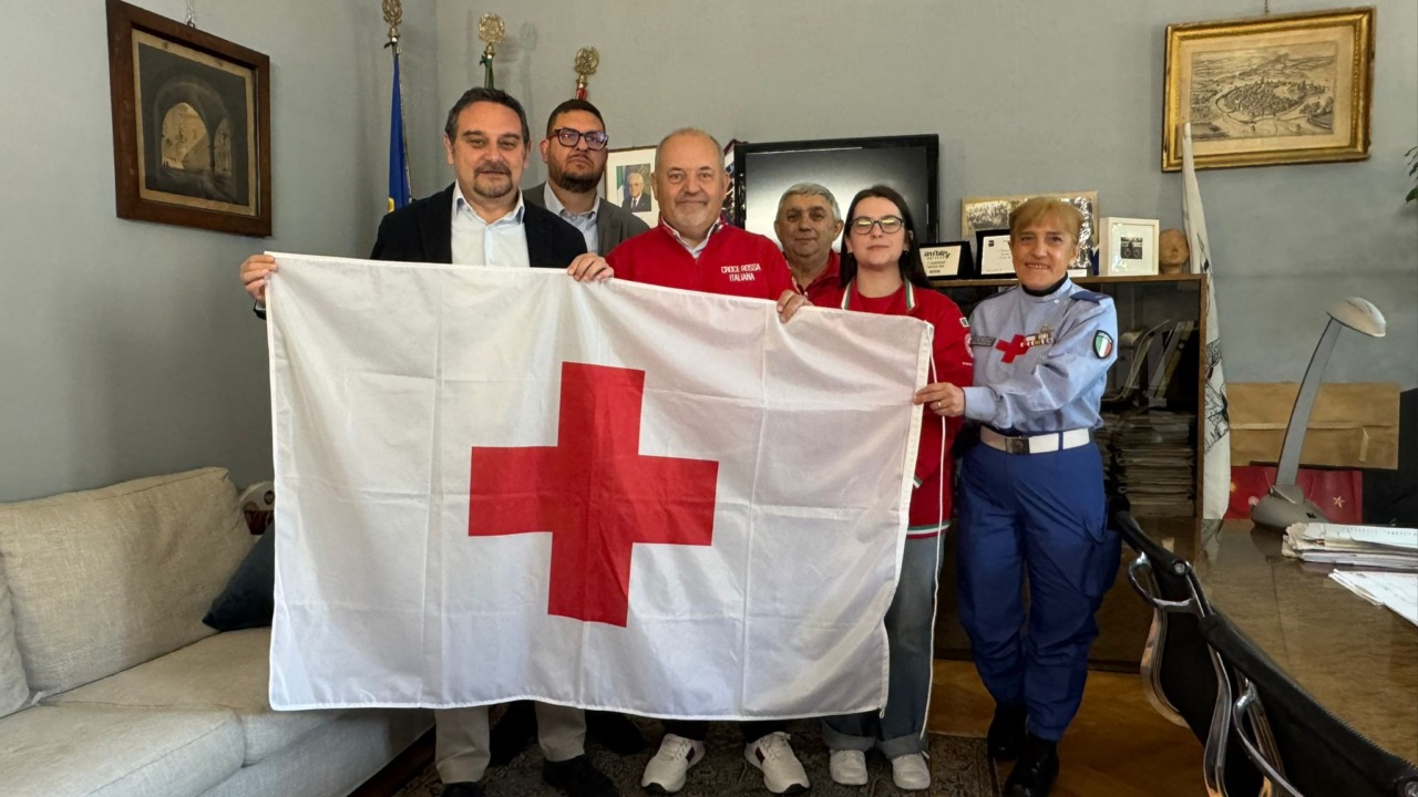 Novara commemora la Giornata Mondiale della Croce Rossa