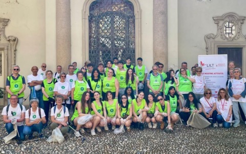 Novara, studenti e volontari ripuliscono l’Allea e il centro in occasione della Giornata mondiale senza tabacco