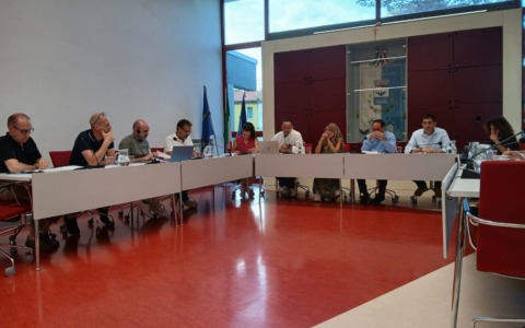 Castelletto: la Giunta abbandona il progetto per l’area camper di via Varallo Pombia