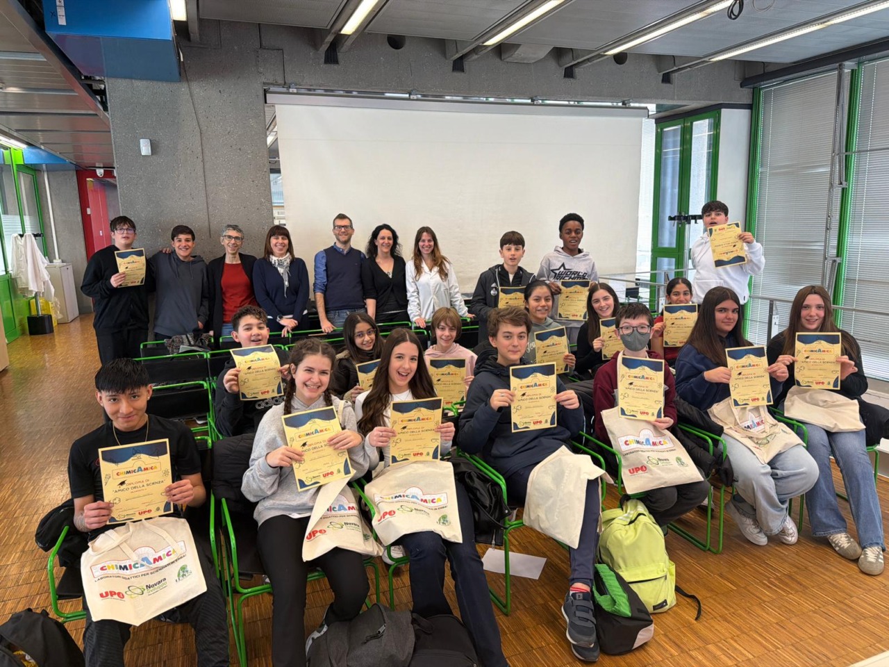 ChimicAmica 2026: quasi 600 bambini ai laboratori scientifici