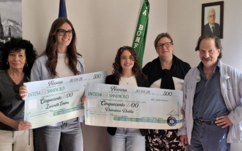 Conferite le borse di studio in ricordo di Ruben Raimondi a due studentesse del Bonfantini