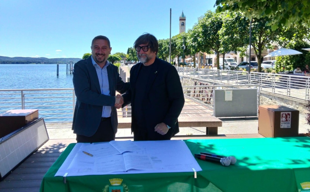 Firmata la convenzione per il nuovo Ufficio IAT sul lungolago di Lesa