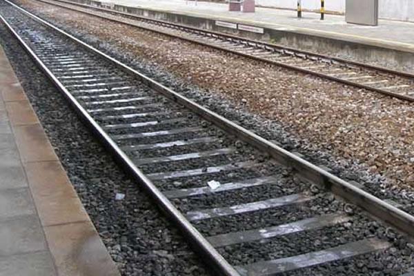 Furto di rame ferma i treni sulla linea Busto Arsizio-Novara
