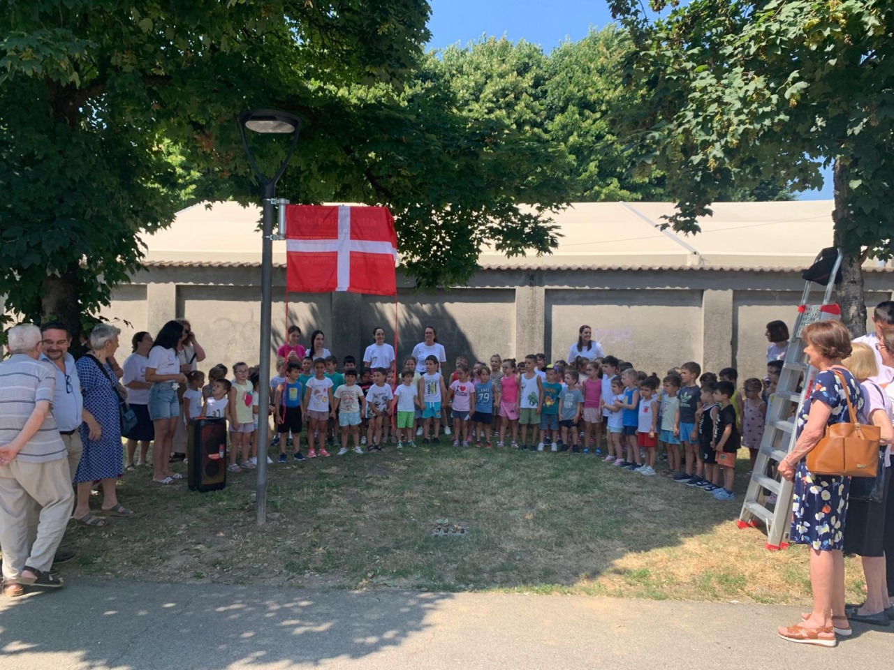 Inaugurata l’area verde di Pernate dedicata a Stefania Mella