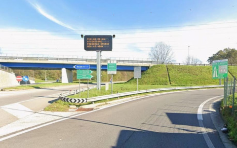 Interruzione del raccordo A26/A8 questa sera
