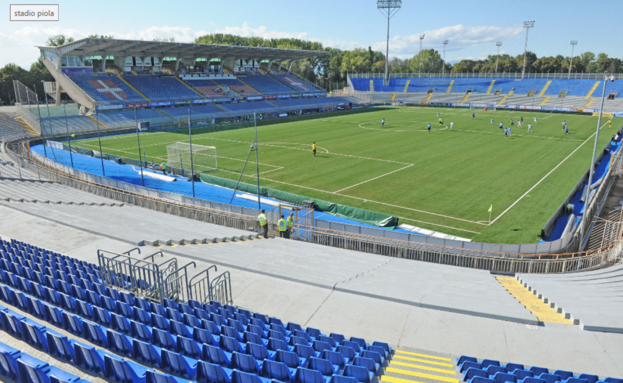 La famiglia Boveri avanza verso l’acquisto dello stadio “Silvio Piola” con un’offerta di 2,9 milioni