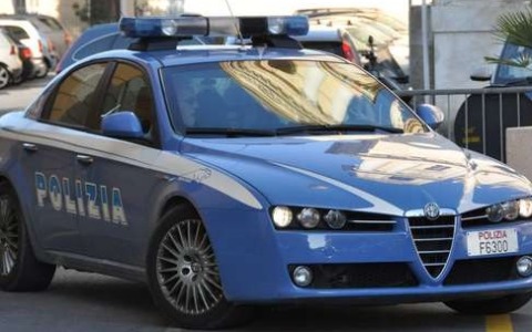 Novara, rapine a danno di tre anziane: fermato un giovane dopo un inseguimento
