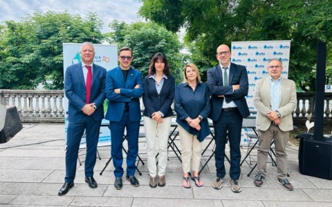 Siglato il “Patto del Verbano” per la gestione delle acque