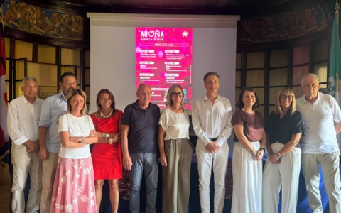 “Arona in Rosa 2026”: quattro giorni di musica e arte sul Lago Maggiore