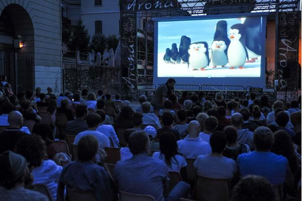 Cinema all’aperto: Arona spende il doppio rispetto ad Angera